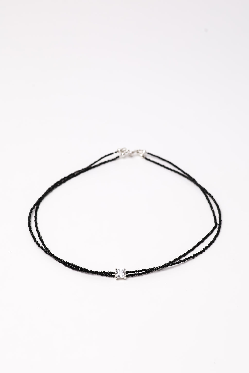 BLACK CRYSTAL ELEGANCE