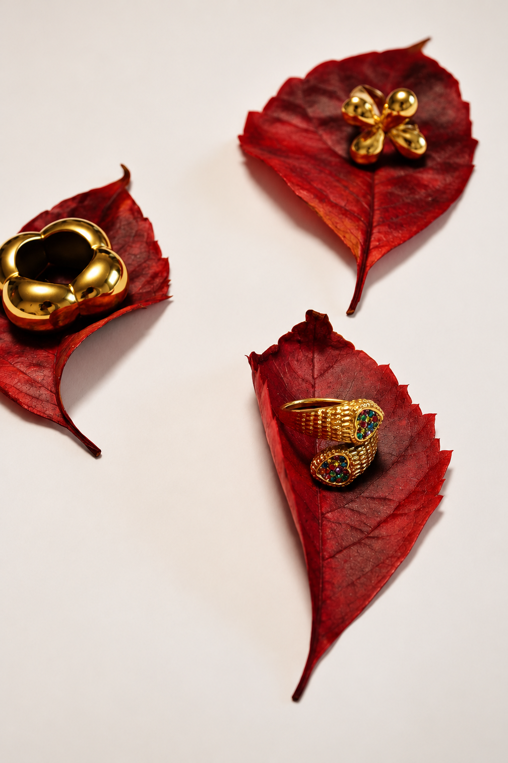 GOLDEN TREASURE RING